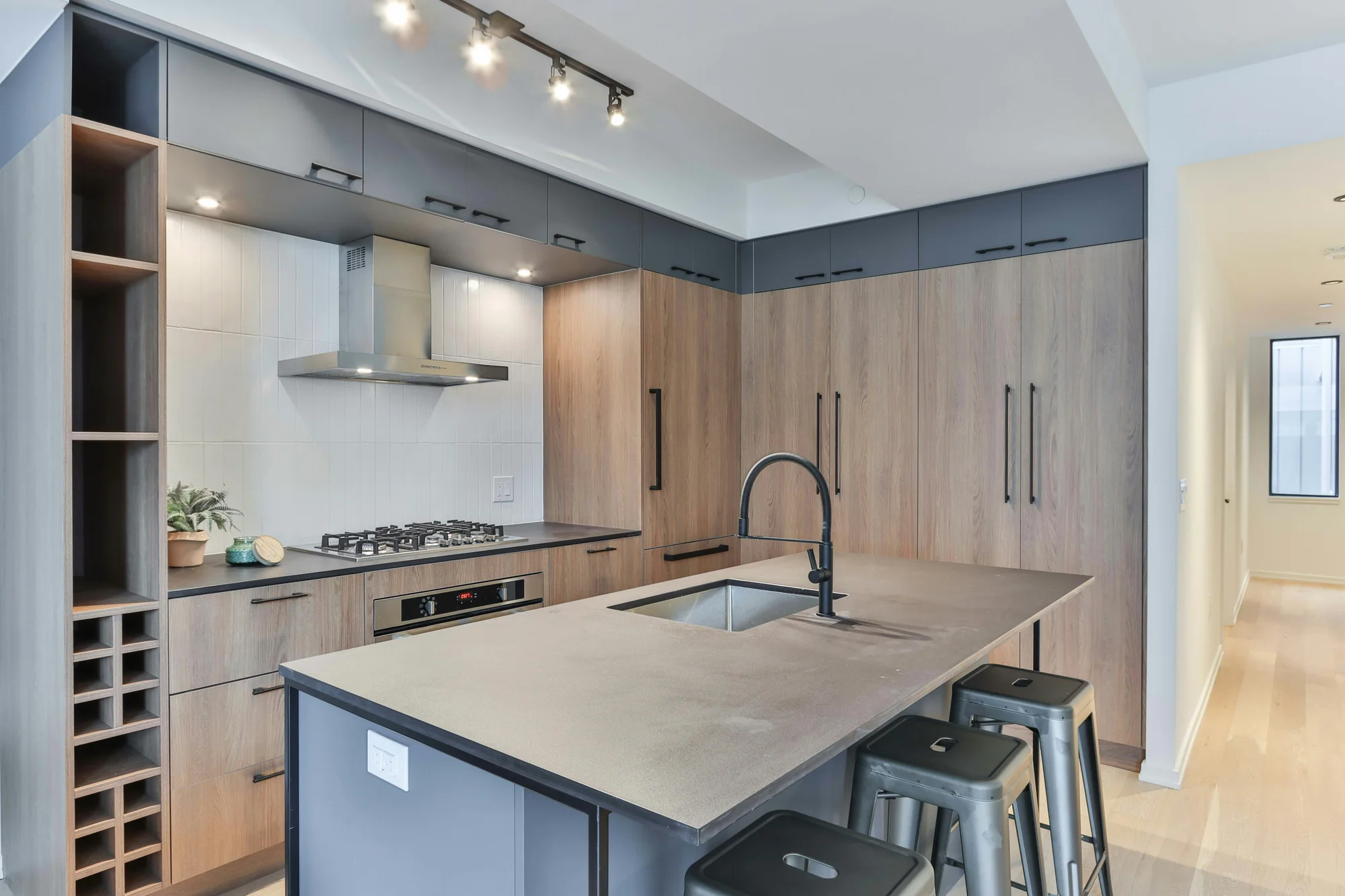 Køkken efter køkkenrenovering i Aarhus